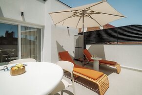 Via Monte Apartments by Olala Homes
