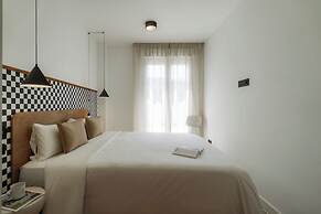 Via Monte Apartments by Olala Homes