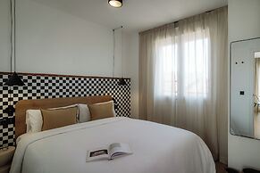 Via Monte Apartments by Olala Homes