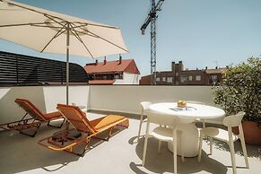 Via Monte Apartments by Olala Homes