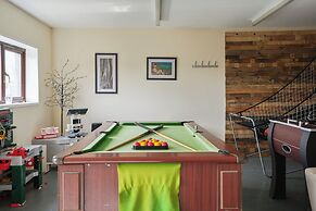 Holly Cottage