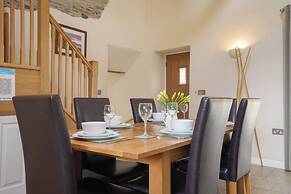 Holly Cottage