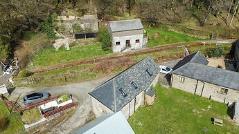 Holly Cottage