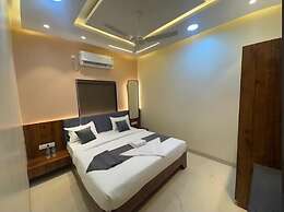 Hotel Tulsi Inn