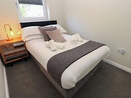 5 Ashcroft Mews