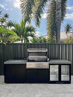 Curlews Nest - Pool BBQ and Beach