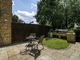 20 Honeycroft