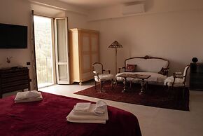 Rocca Contrada relais