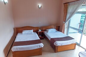 Jevine Hotel