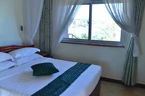 Jevine Hotel