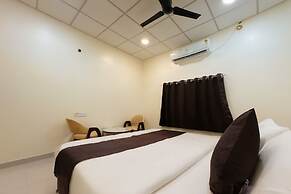 Hotel Wagheshwari