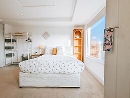 The Isabella Studio by Richmond Park