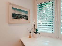 The Sandy Studio Flat in Petersham