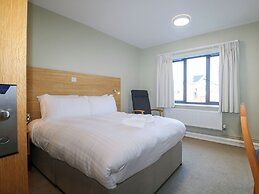 Marine Court Suite