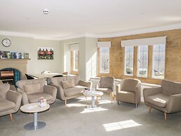 Marine Court Suite