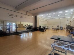 Marine Court Suite