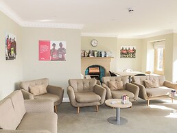Marine Court Suite