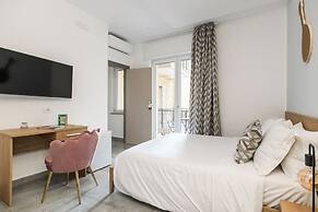 Salvator Rosa Rooms