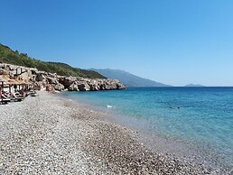 Seaside Villa Angel - Samos Cozy Getaway