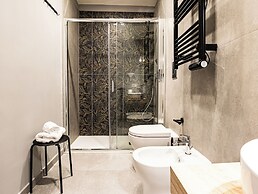 Alyde Apartments