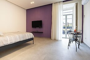 Alyde Apartments