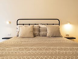 Alyde Apartments