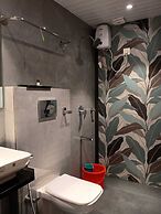 Hotel Legacy Inn