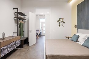 Casta Diva Fervore Apartments