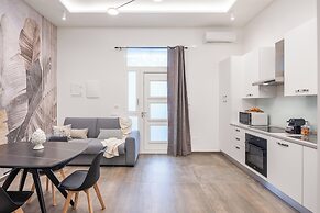 Casta Diva Fervore Apartments