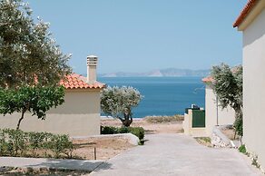 Mantilada Seaside Stay Samos, Shared Pool