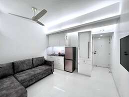 375 sqft 3 cozy Studio with Pool & Gym