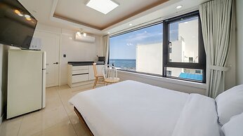 Donghae Il Mare Pension