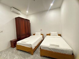 Mini Dien Bien Riverside Hotel - Lang Thai