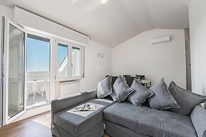 Matta Apartment 400m From The Lake