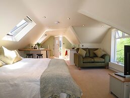 Roston Retreat