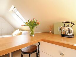 Roston Retreat