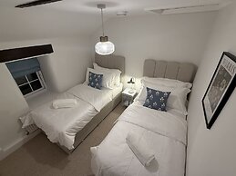 Woodman's Cottage