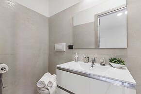 Pino Residence