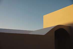 Neema Maison Finikia Santorini
