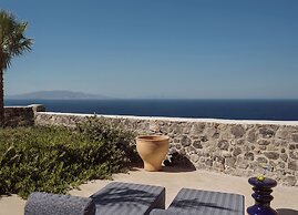 Neema Maison Finikia Santorini