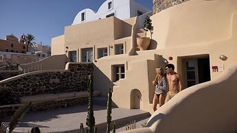 Neema Maison Finikia Santorini