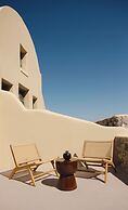 Neema Maison Finikia Santorini