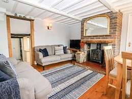 2 Seaview Cottages