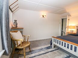 2 Seaview Cottages