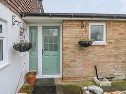 3 Seaview Cottages