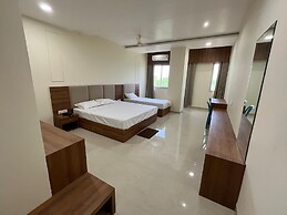 Hotel Tilak