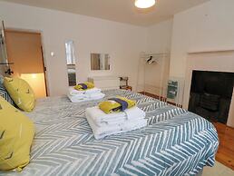 Holme Cottage