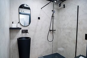 Mad Rooms