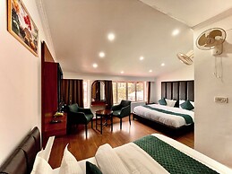 Hotel Roshie Mall Road Mussoorie