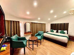 Hotel Roshie Mall Road Mussoorie